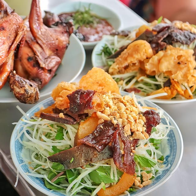 Hanoi: Tasting Street Food With Train Street - Good To Know