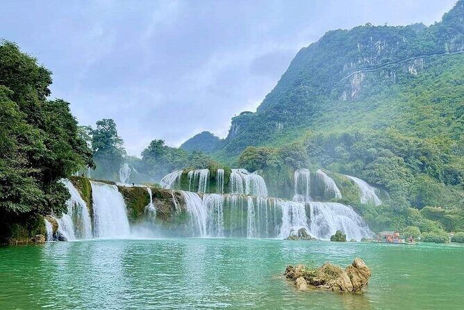 Hanoi to Ban Gioc Waterfall & Nguom Ngao Cave 2D1N Tour - The Itinerary in Detail