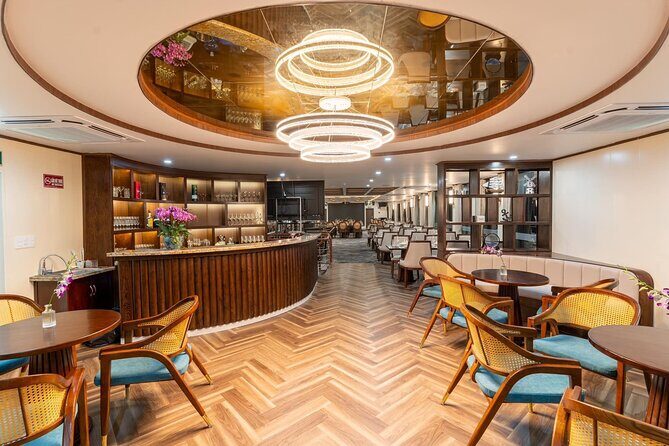 Hanoi to Ha Long Bay: Symphony Cruise with Bus , Buffet & Jacuzzi - The Return and Drop-off