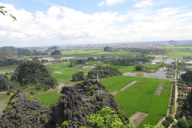 Hanoi to Hue - Ninh Binh Adventure 2 Days - Highlights of Cuc Phuong National Park Trek