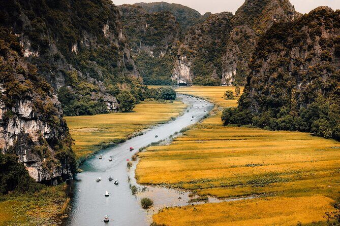 Hanoi to Ninh Binh 1 Day: Trang An, Hoa Lu, Mua Cave, bike, boat - Scenic Boat Ride at Trang An or Tam Coc