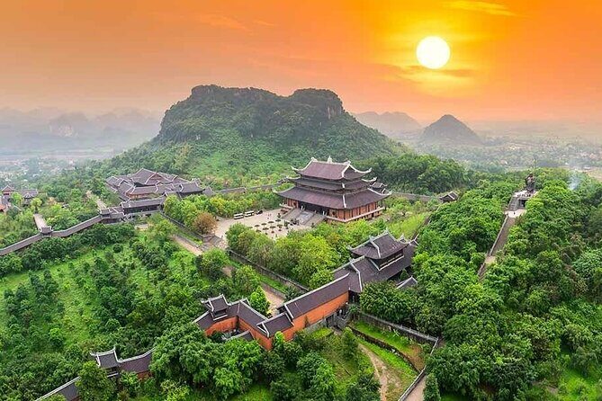 Hanoi to Ninh Binh 1 Day: Trang An, Hoa Lu, Mua Cave, bike, boat - Savoring Vietnamese Cuisine