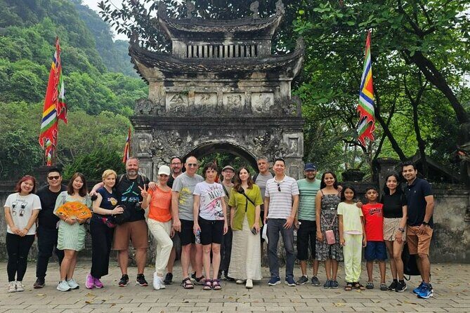 Hanoi to Ninh Binh: Hoa Lu, Trang An Boat & Mua Cave Day Tour - The Complete Experience: A Detailed Breakdown