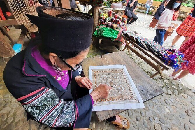 Hanoi to Sapa: 2-Day Scenic to Cat Cat Village & Fansipan Peak - Evening in Sapa