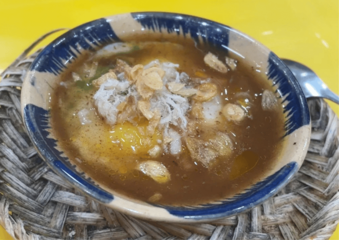 Hanoi Tour: Sample Street Food With Train Street - Highlights of the Itinerary