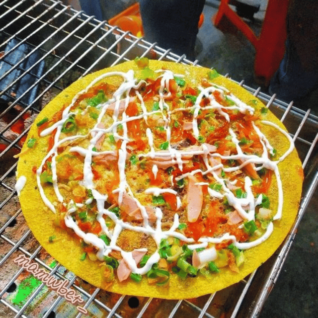 Hanoi Train Street Food Tour With a Local - Logistics and Preparation