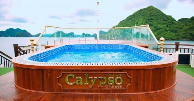 Hanoi/Tuan Chau: 2-Day Halong Bay and Cat Ba Island Cruise - Onboard Activities