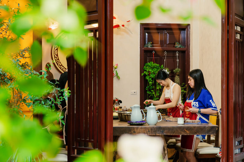 Hanoi Vegetarian Cooking Class: Free Wine Tasting & Recipe Book - Is the price worth it?