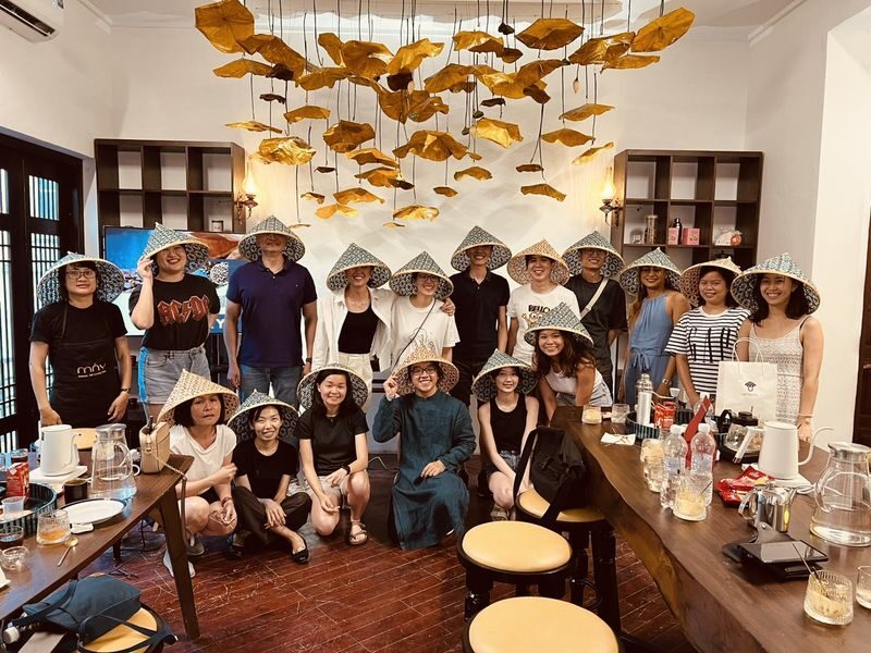 Hanoi: Vietnamese Coffee Workshop with 6 Recipes & 9 Tastings - The two-hour visit and its setting