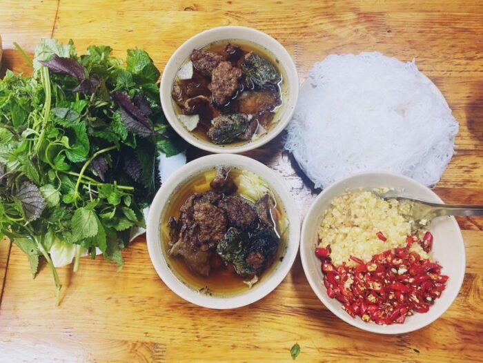 Hanoi: Vietnamese Street Food Tour With Egg Coffee - Taking in Vietnamese Culture and History