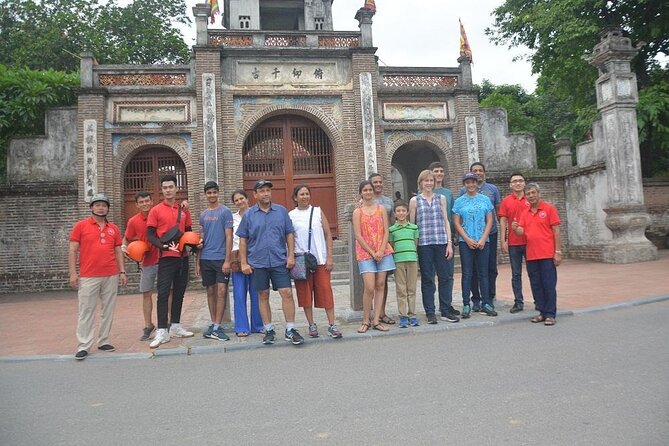 Hanoi Vintage Vespa Tours City 4.5 Hours: FOOD CULTURE SIGHT FUN - Meeting and Pickup