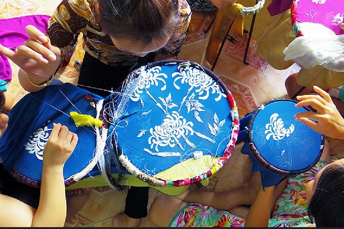 Hanoi Vocational Villages Day Tour - Discover Traditional Crafts and Skills