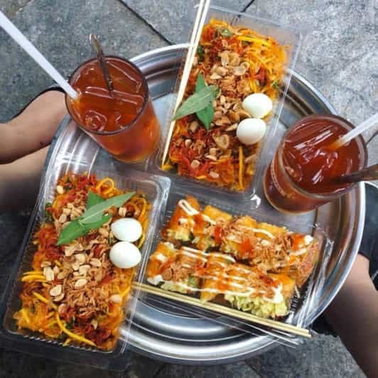 Hanoi: Walking Food Tour With Local Tour Guy - Street Food Culture Insights