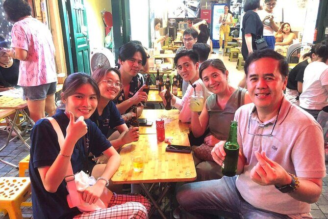 Hanoi Walking Street Food Tour with local Guide - What the Tour Entails