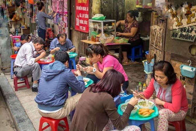 Hanoi Walking STREET FOOD Tours & EGG COFFEE Class - Common Questions
