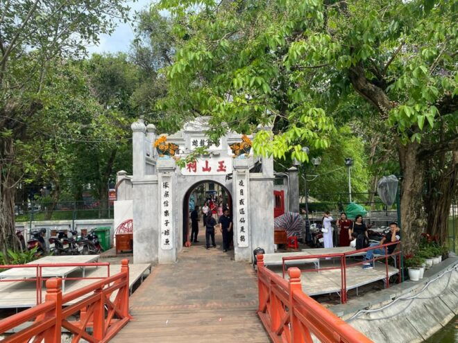 Hanoi Walking Street Tour - Itinerary Details