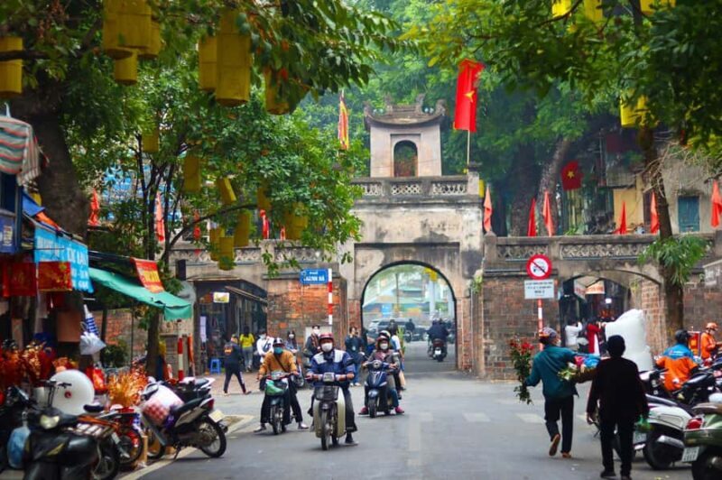 Hanoi Walking Tour: 1,000-Year of Soul & Citadel Entry - Exploring Hanoi’s Soul: A Deep Dive into the Tour