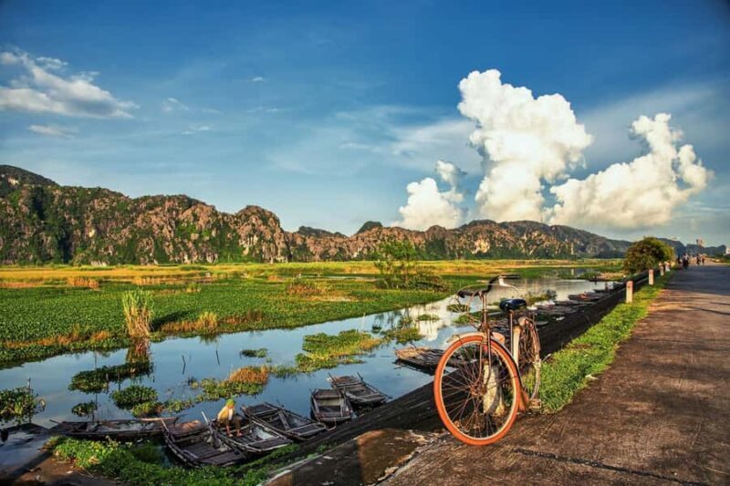 Hanoi: Wetland Reserve or Incense Village & Hat Village - FAQ