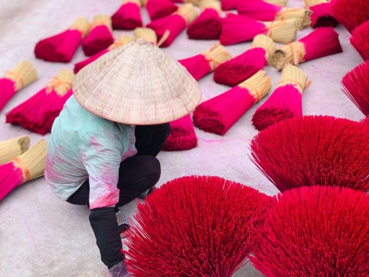 Hanois Artisan Trail Incense, Hat Making & Lacquer Art Tour - Itinerary and Locations