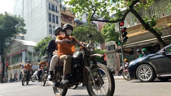 Hanoi's Vintage Minsk Motorbike Tour - Local Cuisine