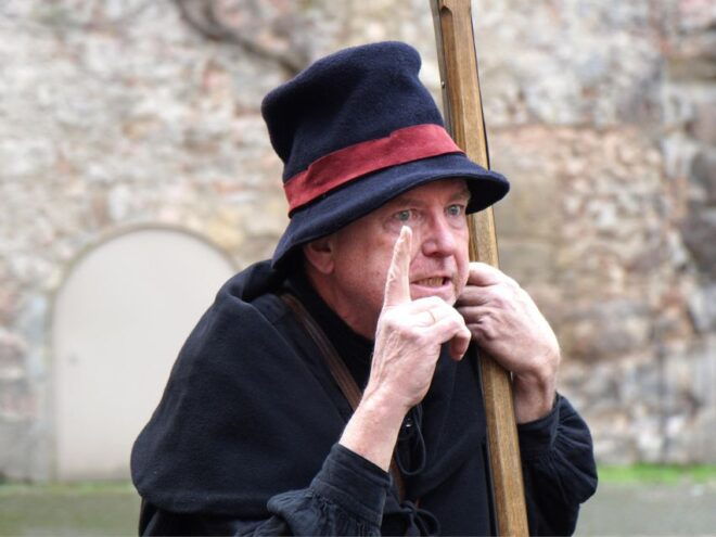 Hanover: Night Tour With Night Watchman Melchior - Booking Details