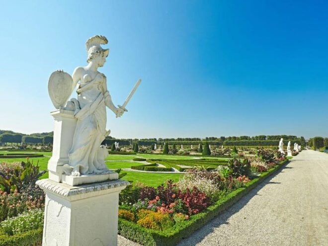 Hanover: Royal Gardens of Herrenhausen Guided Tour - Visitor Information