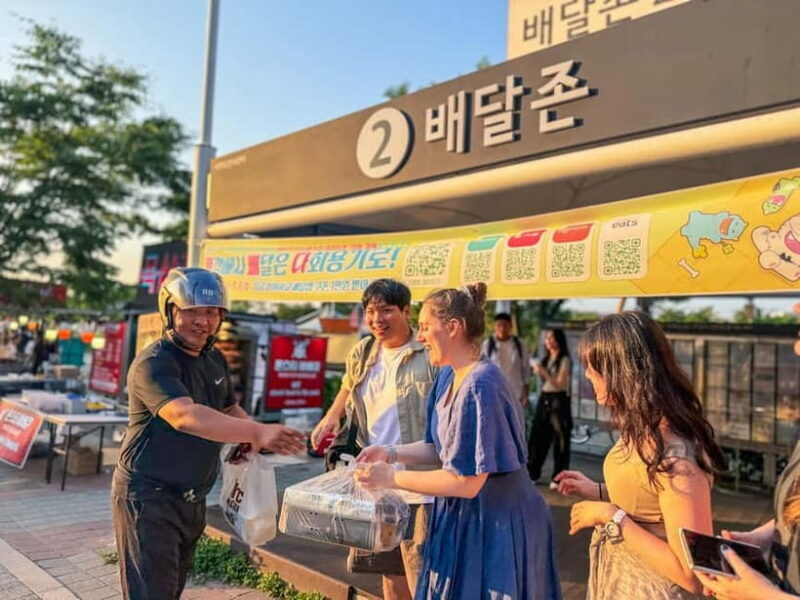 Han's River Picnic in Center of Seoul - FAQs