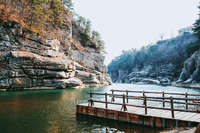 Hantan Canyon & North Koreas Labor HQ & Soisan Monorail - Tour Highlights to Discover