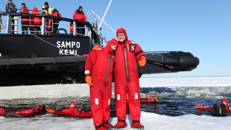 Haparanda/Tornio: Icebreaker Sampo Cruise With Ice Floating - Additional Attractions