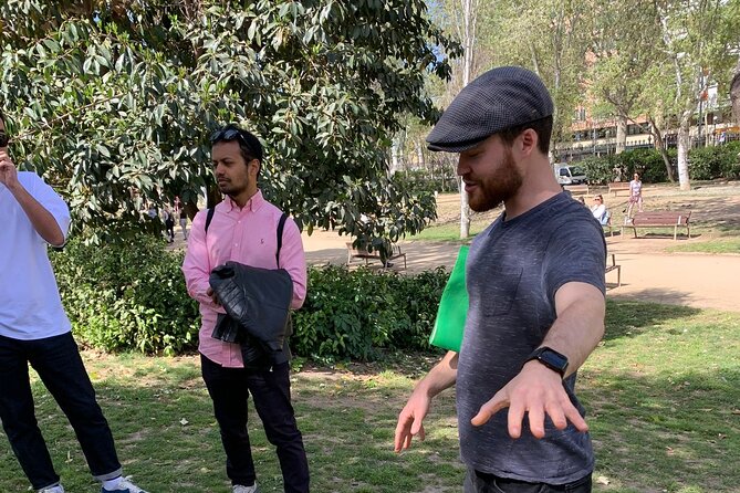 Happiness Walking Tour in Barcelona - Top Attractions on the Walking Tour