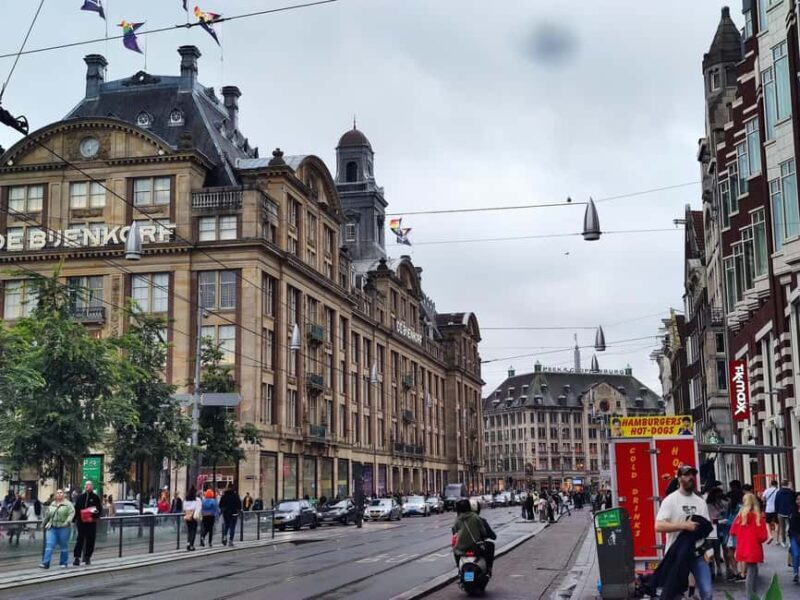 Happy B-day Amsterdam! Exclusive Tour with a History Buff - The Experience of Walking with Giovanni