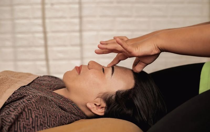 Happy Healthy Reflexology & Family Massage G. Serpong in Tangerang - Choosing a treatment at Gading Serpong