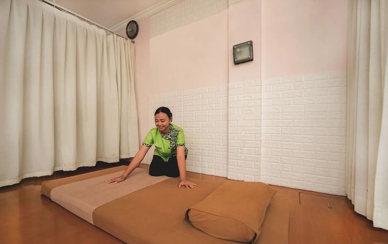 Happy Healthy Reflexology & Family Massage G. Serpong in Tangerang - How the price compares with the experience