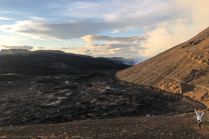 Happy Volcano Full-Day Tour by Super Jeeps - Minimum Traveler Requirement