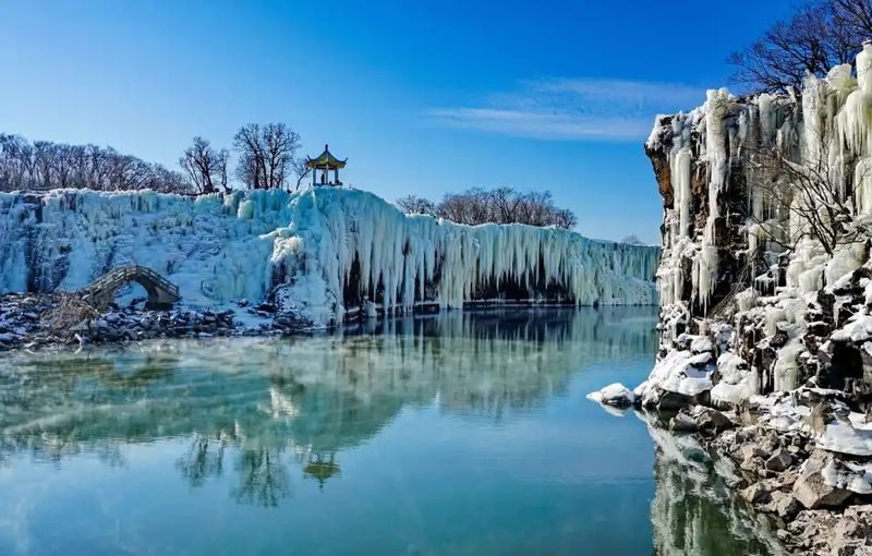 Harbin Snow Country Yabuli Hengdaohezi Private 5-Day Tour - Harbin’s old streets, Volga Manor and Ice and Snow World
