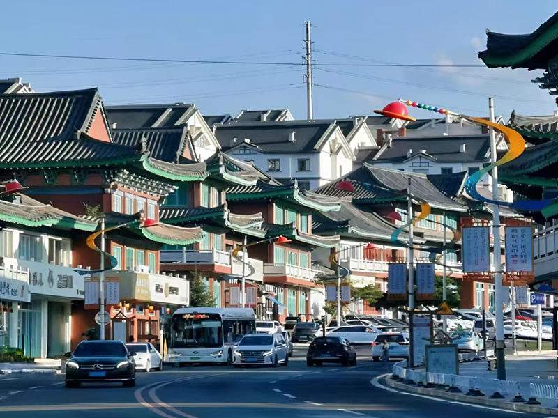 Harbin, Snow Town, Changbaishan, and Yanji Private 6-Day Tour (Including Hot Spring Hotel) - Day five: Changbai Mountain and a hot spring night
