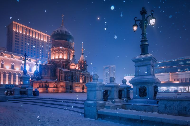 Harbin & Snow Village 2-Day Tour | Folk Heated Kang in Snow Village & Land First Class Vehicle - China Snow Town after dark