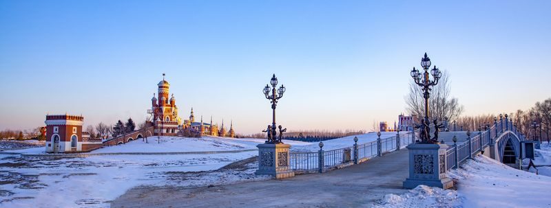 Harbin Volga Estate - Add a show or boat ride only if it suits you