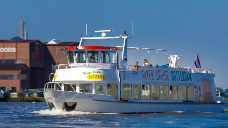 Harbour Cruise Tour in Rotterdam - Rotterdam’s port makes sense from the water