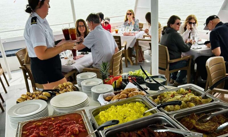Harbour Town: Sunday Brunch Buffet Cruise - Who is This Tour Best For?
