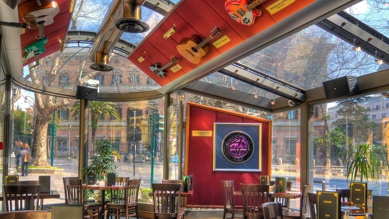 Hard Rock Cafe Dining Experience in Rome - A rock cafe break from ancient Rome