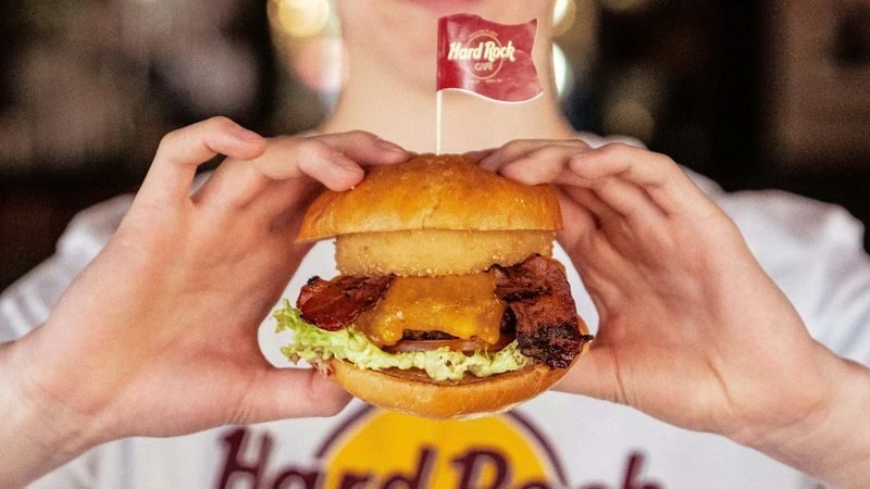 Hard Rock Cafe Dining Experience in Rome - How the visit works