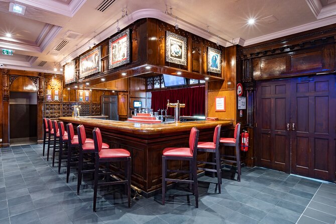 Hard Rock Cafe Paris With Set Menu for Lunch or Dinner - Atmosphere