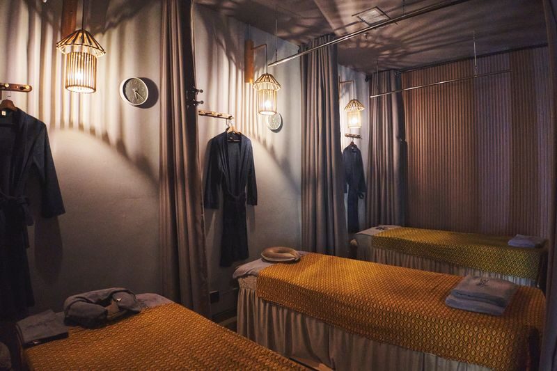 Hariky House - Traditional Thai Massage Experience | Aroma Thai | Lymphatic Detoxification | Steam | Sha Tin - A Sha Tin spa break, away from central Hong Kong