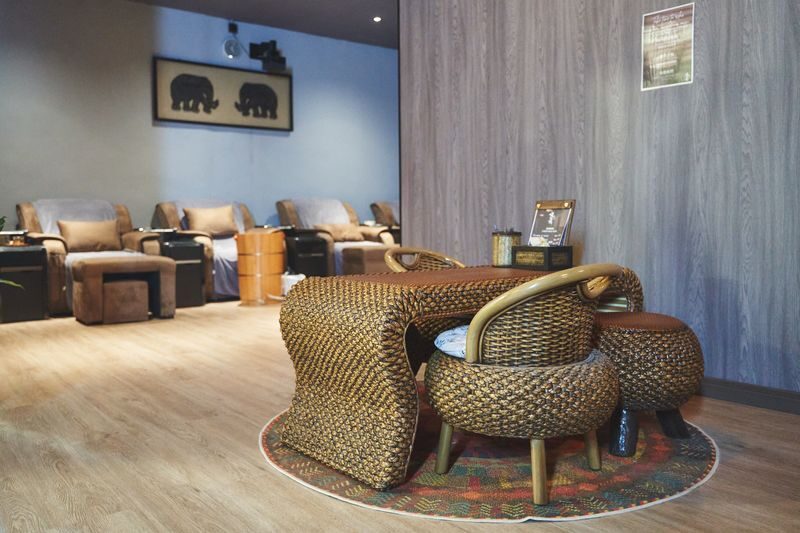 Hariky House - Traditional Thai Massage Experience | Aroma Thai | Lymphatic Detoxification | Steam | Sha Tin - Booking, timing, and health notes