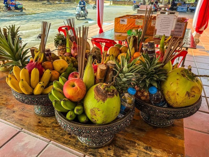 Hariphunchai Top Sights & 4 Mini Food Tour - Annie’s planning and the SUV