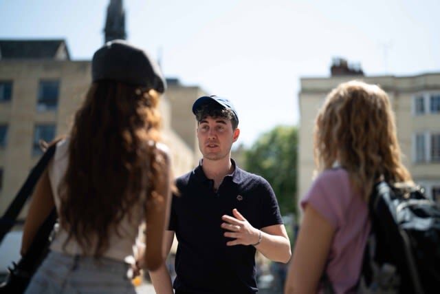 Harry Potter 1.5-Hour City Highlights Tour - New College’s cloister brings the films to life
