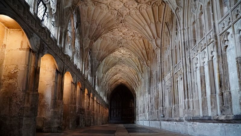 Harry Potter Film Locations Lacock and The Cotswolds Tour - From London to Lacock’s film locations