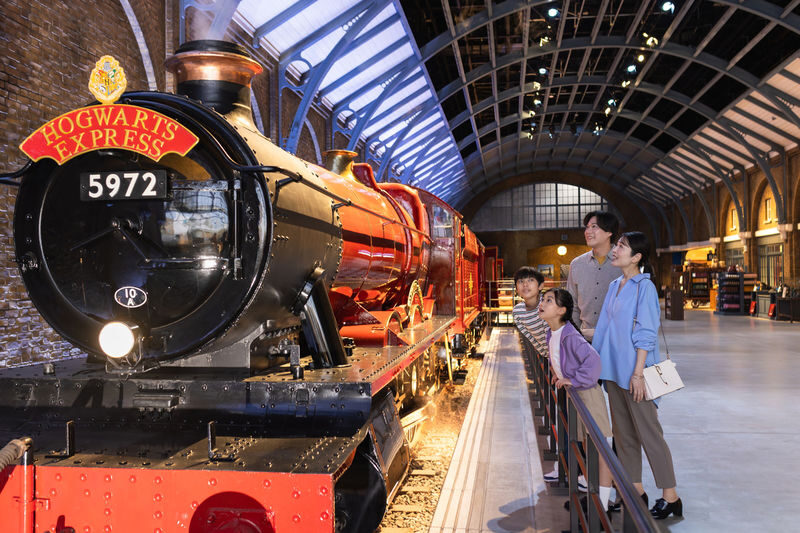 Harry Potter Studio Tour Tokyo - Tokyo’s Ministry of Magic and Quidditch extras
