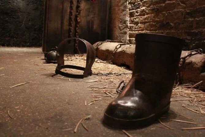 Harry Potter Tour, Clink Prison Museum and River Cruise Tickets - Overview of Harry Potter Tour